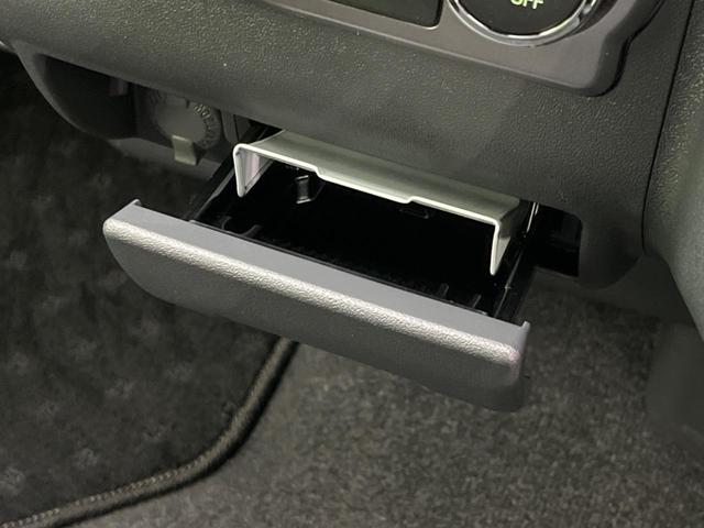 ハイエースバン ロングスーパーGL ダークプライムS 4WD 両側電動ドア 全周囲カメラ 衝突被害軽減システム 禁煙車 ハーフレザーシート コーナーセンサー スマートキー LEDヘッド ETC オートハイビーム 車線逸脱警報 オートライト(48枚目)