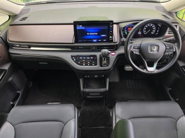 オデッセイハイブリッド e:HEVアブソルート・EX 後席モニター 両側電動スライドドア 衝突被害軽減装置 禁煙車 純正ナビ 全周囲カメラ レーダークルーズ ETC Bluetooth フルセグ ハーフレザーシート LEDヘッドライト LEDフォグライト(2枚目)