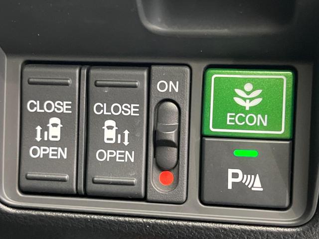 オデッセイハイブリッド e:HEVアブソルート・EX 後席モニター 両側電動スライドドア 衝突被害軽減装置 禁煙車 純正ナビ 全周囲カメラ レーダークルーズ ETC Bluetooth フルセグ ハーフレザーシート LEDヘッドライト LEDフォグライト(3枚目)