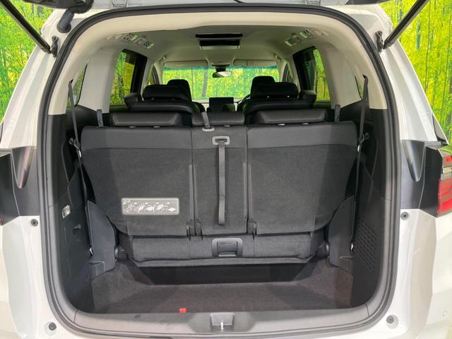 オデッセイハイブリッド e:HEVアブソルート・EX 後席モニター 両側電動スライドドア 衝突被害軽減装置 禁煙車 純正ナビ 全周囲カメラ レーダークルーズ ETC Bluetooth フルセグ ハーフレザーシート LEDヘッドライト LEDフォグライト(10枚目)