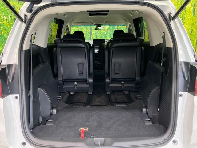 オデッセイハイブリッド e:HEVアブソルート・EX 後席モニター 両側電動スライドドア 衝突被害軽減装置 禁煙車 純正ナビ 全周囲カメラ レーダークルーズ ETC Bluetooth フルセグ ハーフレザーシート LEDヘッドライト LEDフォグライト(29枚目)