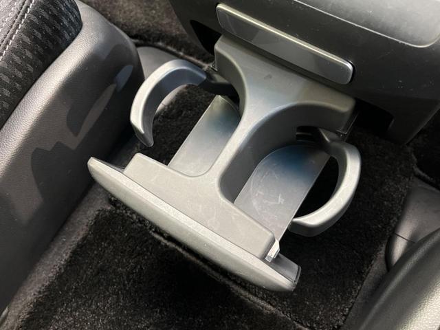 オデッセイハイブリッド e:HEVアブソルート・EX 後席モニター 両側電動スライドドア 衝突被害軽減装置 禁煙車 純正ナビ 全周囲カメラ レーダークルーズ ETC Bluetooth フルセグ ハーフレザーシート LEDヘッドライト LEDフォグライト(57枚目)