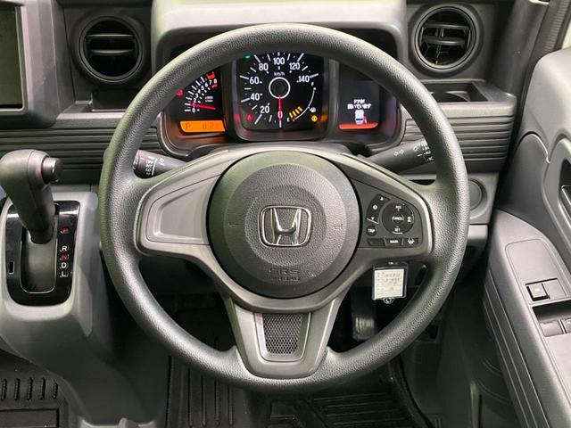 ステアリングも使用感が少なく、きれいな状態となっております♪