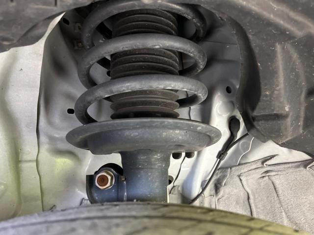 シエンタ ハイブリッド　Ｇ　セーフティーエディションＩＩ　両側電動ドア　純正ＳＤナビ　バックカメラ　衝突被害軽減システム　禁煙車　ドラレコ　コーナーセンサー　ＬＥＤヘッド　ビルトインＥＴＣ　クルコン　オートハイビーム　車線逸脱警報　オートライト（20枚目）