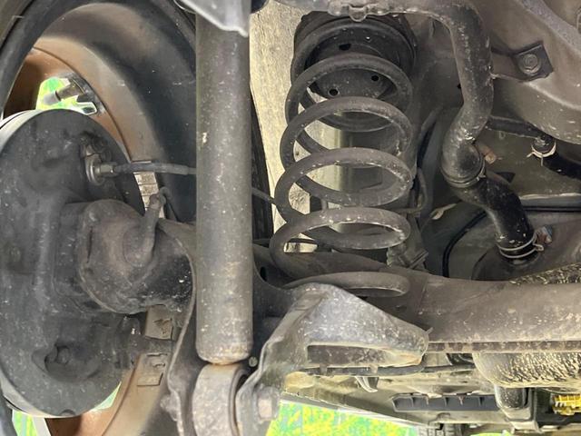 タント カスタムＸ　トップエディションＳＡＩＩＩ　電動スライドドア　衝突軽減装置　禁煙車　純正ナビ　バックカメラ　ＥＴＣ　Ｂｌｕｅｔｏｏｔｈ　フルセグ　スマートキー　シートヒーター　ハーフレザーシート　ＬＥＤヘッドライト　ＬＥＤフォグランプ（29枚目）