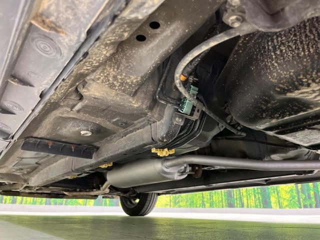 タント カスタムＸ　トップエディションＳＡＩＩＩ　電動スライドドア　衝突軽減装置　禁煙車　純正ナビ　バックカメラ　ＥＴＣ　Ｂｌｕｅｔｏｏｔｈ　フルセグ　スマートキー　シートヒーター　ハーフレザーシート　ＬＥＤヘッドライト　ＬＥＤフォグランプ（30枚目）