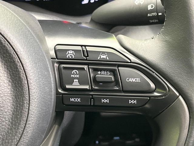 ヤリスクロス Ｚ　全周囲カメラ　衝突被害軽減システム　レーダークルーズ　禁煙車　ハーフレザーシート　パワーシート　ドラレコ　コーナーセンサー　スマートキー　ＬＥＤヘッド　ビルトインＥＴＣ　純正１８インチアルミ（4枚目）