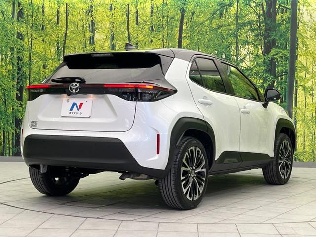 ヤリスクロス Ｚ　全周囲カメラ　衝突被害軽減システム　レーダークルーズ　禁煙車　ハーフレザーシート　パワーシート　ドラレコ　コーナーセンサー　スマートキー　ＬＥＤヘッド　ビルトインＥＴＣ　純正１８インチアルミ（17枚目）