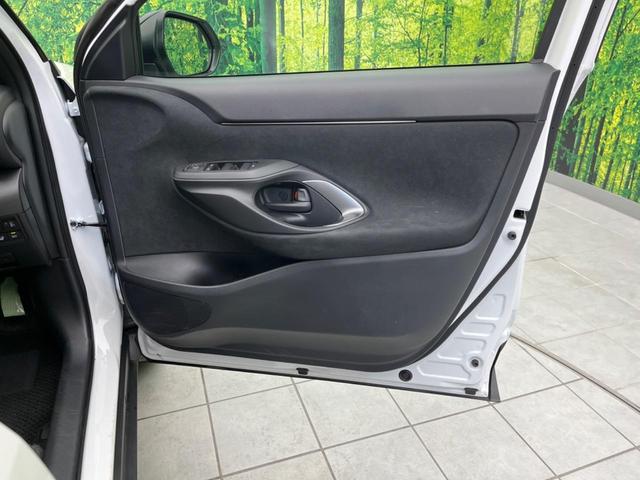 ヤリスクロス Ｚ　全周囲カメラ　衝突被害軽減システム　レーダークルーズ　禁煙車　ハーフレザーシート　パワーシート　ドラレコ　コーナーセンサー　スマートキー　ＬＥＤヘッド　ビルトインＥＴＣ　純正１８インチアルミ（34枚目）