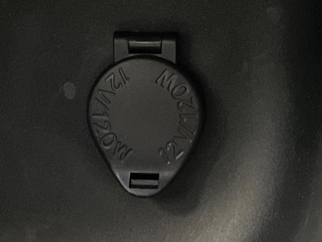 ヤリスクロス Ｚ　全周囲カメラ　衝突被害軽減システム　レーダークルーズ　禁煙車　ハーフレザーシート　パワーシート　ドラレコ　コーナーセンサー　スマートキー　ＬＥＤヘッド　ビルトインＥＴＣ　純正１８インチアルミ（63枚目）