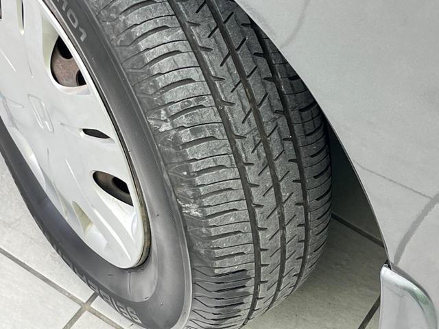 フリード G ハイウェイエディション 電動スライドドア 純正SDナビ バックカメラ 禁煙車 ETC HIDヘッドライト CD/DVD再生 オートライト キーレス 電動格納ミラー(22枚目)