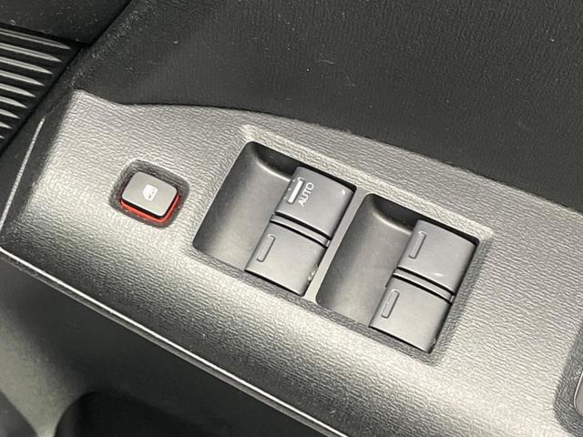 フリード G ハイウェイエディション 電動スライドドア 純正SDナビ バックカメラ 禁煙車 ETC HIDヘッドライト CD/DVD再生 オートライト キーレス 電動格納ミラー(40枚目)