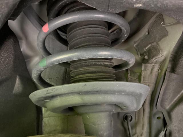 ＲＡＶ４ ハイブリッドＧ　モデリスタエアロ　衝突軽減装置　純正９インチディスプレイオーディオ　レーダークルーズコントロール　全周囲カメラ　ＥＴＣ　Ｂｌｕｅｔｏｏｔｈ　ドライブレコーダー　パワーバックドア　シートヒーター（20枚目）