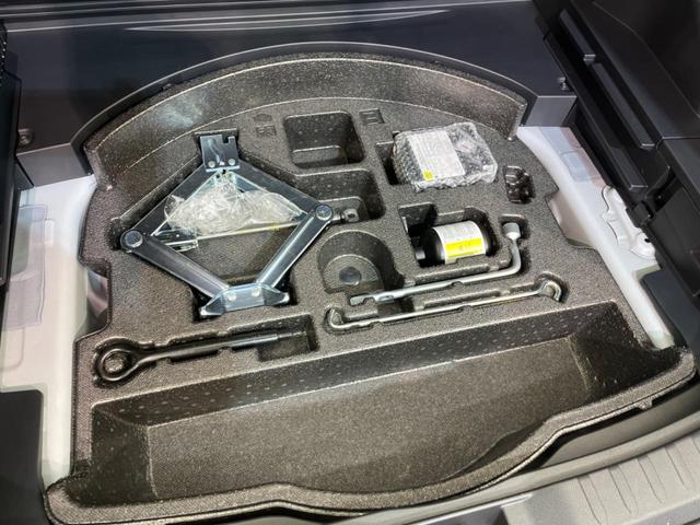 ＲＡＶ４ ハイブリッドＧ　モデリスタエアロ　衝突軽減装置　純正９インチディスプレイオーディオ　レーダークルーズコントロール　全周囲カメラ　ＥＴＣ　Ｂｌｕｅｔｏｏｔｈ　ドライブレコーダー　パワーバックドア　シートヒーター（40枚目）