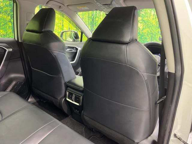 ＲＡＶ４ ハイブリッドＧ　モデリスタエアロ　衝突軽減装置　純正９インチディスプレイオーディオ　レーダークルーズコントロール　全周囲カメラ　ＥＴＣ　Ｂｌｕｅｔｏｏｔｈ　ドライブレコーダー　パワーバックドア　シートヒーター（45枚目）