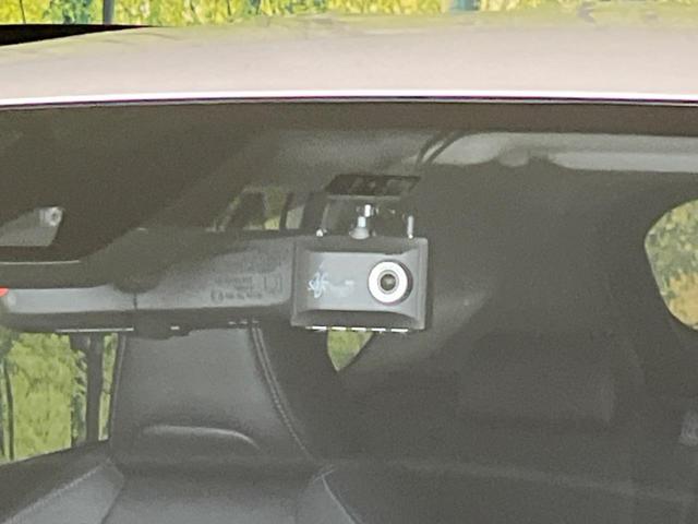 ＲＡＶ４ ハイブリッドＧ　モデリスタエアロ　衝突軽減装置　純正９インチディスプレイオーディオ　レーダークルーズコントロール　全周囲カメラ　ＥＴＣ　Ｂｌｕｅｔｏｏｔｈ　ドライブレコーダー　パワーバックドア　シートヒーター（73枚目）