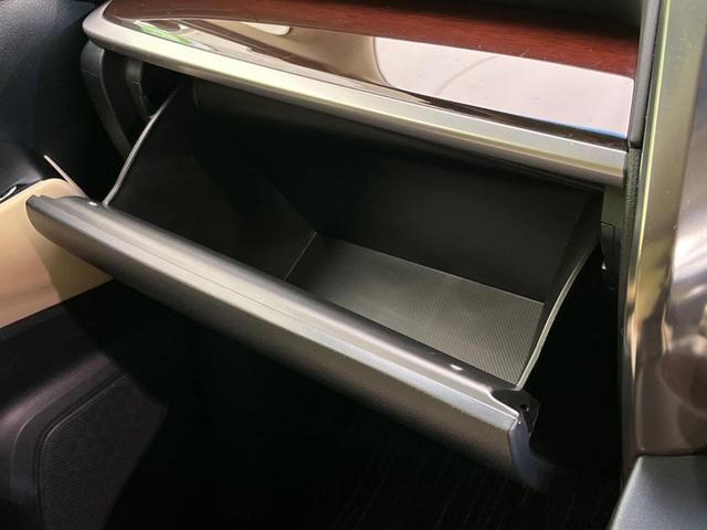 ヴェルファイア ２．５Ｘ　電動スライドドア　禁煙車　ドラレコ　スマートキー　ＬＥＤヘッド　ビルトインＥＴＣ　純正１６インチアルミ　オートライト　デュアルエアコン　リアエアコン　Ｂｌｕｅｔｏｏｔｈ　ＣＤ　ＤＶＤ再生　フルセグ（51枚目）