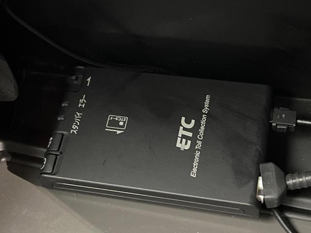 ＮＶ１００クリッパーバン ＤＸ　禁煙車　ＥＴＣ　スマートキー　オートライト　ドアバイザー　プライバシーガラス　盗難防止装置　ＵＳＢ入力端子　トラクションコントロール　エアコン　横滑り防止機能　パワーステアリング（4枚目）