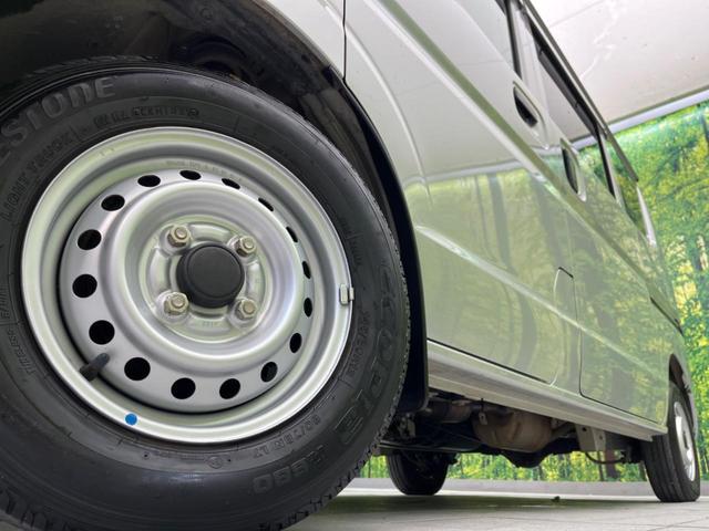 ＮＶ１００クリッパーバン ＤＸ　禁煙車　ＥＴＣ　スマートキー　オートライト　ドアバイザー　プライバシーガラス　盗難防止装置　ＵＳＢ入力端子　トラクションコントロール　エアコン　横滑り防止機能　パワーステアリング（12枚目）