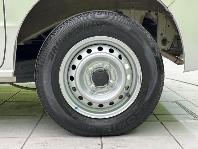 ＮＶ１００クリッパーバン ＤＸ　禁煙車　ＥＴＣ　スマートキー　オートライト　ドアバイザー　プライバシーガラス　盗難防止装置　ＵＳＢ入力端子　トラクションコントロール　エアコン　横滑り防止機能　パワーステアリング（25枚目）