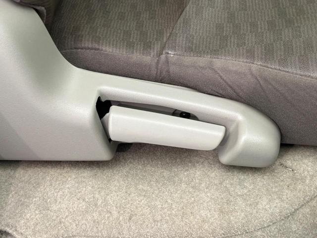 ＮＶ１００クリッパーバン ＤＸ　禁煙車　ＥＴＣ　スマートキー　オートライト　ドアバイザー　プライバシーガラス　盗難防止装置　ＵＳＢ入力端子　トラクションコントロール　エアコン　横滑り防止機能　パワーステアリング（38枚目）