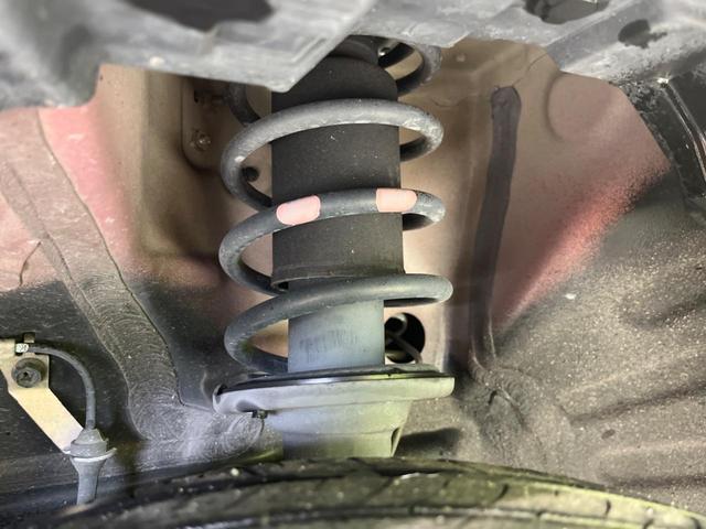 ハスラー Ｊ　８型ナビ　全周囲カメラ　衝突軽減装置　２トーンカラー　ドラレコ　ＥＴＣ　シートヒーター　Ｂｌｕｅｔｏｏｔｈ　スマートキー　ＨＩＤヘッドライト　純正１５インチアルミ　車線逸脱警報　アイドリングストップ（20枚目）