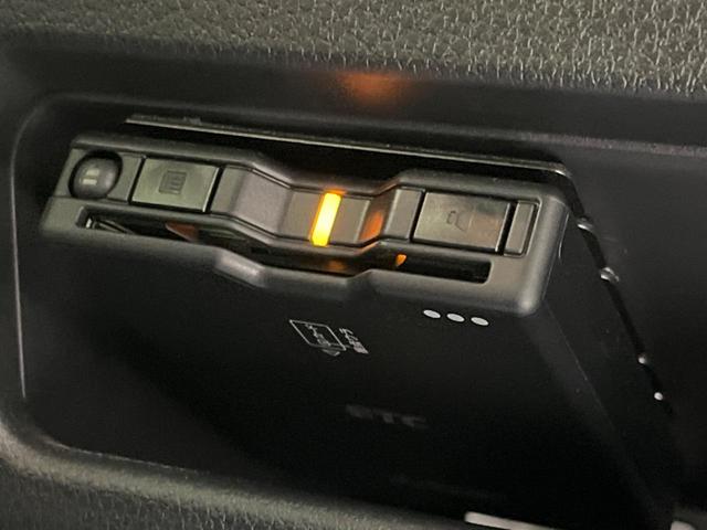 ムーヴキャンバス ストライプスＧターボ　両側電動スライドドア　衝突軽減装置　禁煙車　純正１０インチナビ　全周囲カメラ　レーダークルーズコントロール　ＥＴＣ　Ｂｌｕｅｔｏｏｔｈ　フルセグ　ドライブレコーダー　スマートキー　シートヒーター（7枚目）