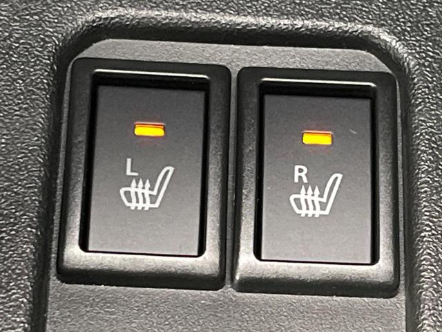 【シートベンチレーション】夏場は涼しい風でお尻や背中の熱やムレを防ぎ、冬はエアコンよりも早く温まってポカポカに！季節を問わず快適に過ごせます。