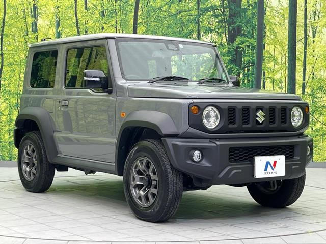 高透明度のガラス皮膜で撥水はもちろん、上質なツヤ・光沢を実現。紫外線や酸性雨から大切な愛車を保護し、色あせ・劣化を防止。「弾スプラッシュコート」、「弾プリミッサコート」からお選びいただけます。