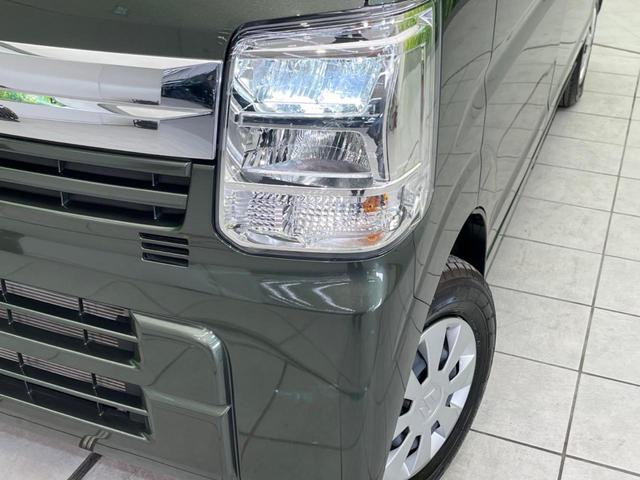 【ＬＥＤヘッドライト】悪天候や夜間走行時も良好な視界を確保し安心して運転できる高輝度ＬＥＤヘッドライトを装備！点灯速度が早く、消費電力も抑えられています。