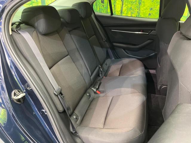 ＭＡＺＤＡ３セダン Ｘプロアクティブ　ツーリングセレクション　バックカメラ　ＢＯＳＥサウンド　衝突被害軽減システム　レーダークルーズ　禁煙車　電動リアゲート　パワーシート　ドラレコ　コーナーセンサー　スマートキー　ＬＥＤヘッド　ビルトインＥＴＣ（9枚目）