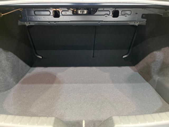 ＭＡＺＤＡ３セダン Ｘプロアクティブ　ツーリングセレクション　バックカメラ　ＢＯＳＥサウンド　衝突被害軽減システム　レーダークルーズ　禁煙車　電動リアゲート　パワーシート　ドラレコ　コーナーセンサー　スマートキー　ＬＥＤヘッド　ビルトインＥＴＣ（34枚目）