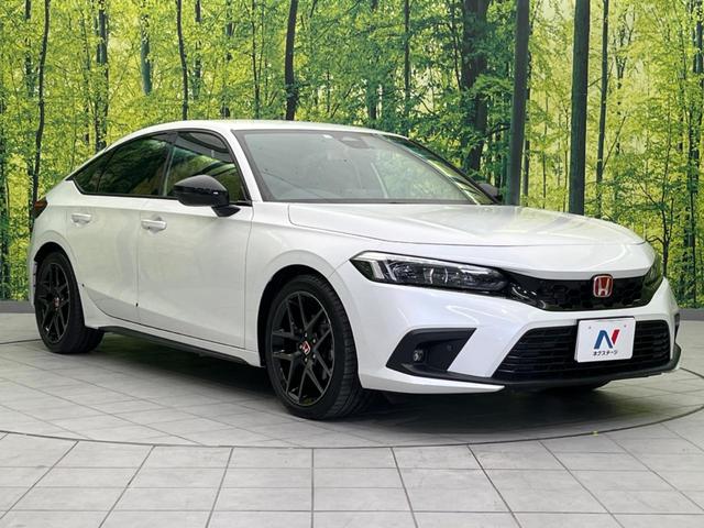 シビック ｅ：ＨＥＶ　衝突軽減装置　禁煙車　純正９インチナビ　ＢＯＳＥサウンド　アダプティブクルーズ　バックカメラ　ＥＴＣ　Ｂｌｕｅｔｏｏｔｈ　フルセグ　ドライブレコーダー　シートヒーター　パワーシート（16枚目）