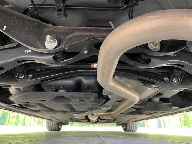 シビック ｅ：ＨＥＶ　衝突軽減装置　禁煙車　純正９インチナビ　ＢＯＳＥサウンド　アダプティブクルーズ　バックカメラ　ＥＴＣ　Ｂｌｕｅｔｏｏｔｈ　フルセグ　ドライブレコーダー　シートヒーター　パワーシート（19枚目）