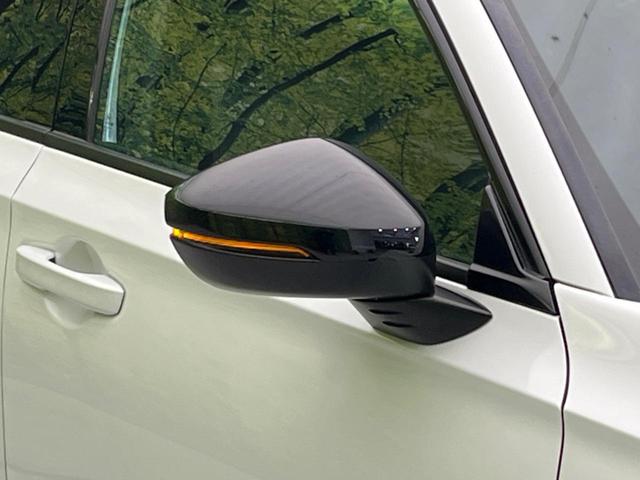 シビック ｅ：ＨＥＶ　衝突軽減装置　禁煙車　純正９インチナビ　ＢＯＳＥサウンド　アダプティブクルーズ　バックカメラ　ＥＴＣ　Ｂｌｕｅｔｏｏｔｈ　フルセグ　ドライブレコーダー　シートヒーター　パワーシート（21枚目）