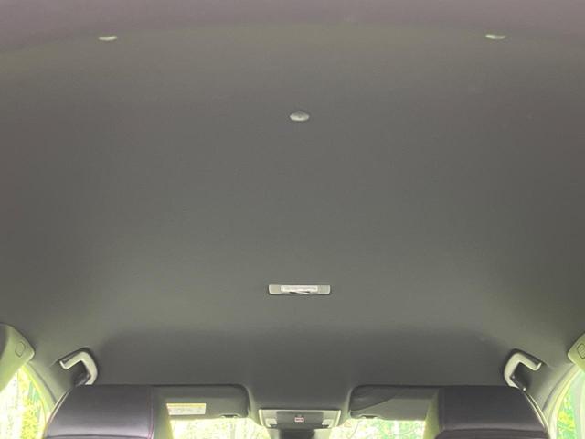 シビック ｅ：ＨＥＶ　衝突軽減装置　禁煙車　純正９インチナビ　ＢＯＳＥサウンド　アダプティブクルーズ　バックカメラ　ＥＴＣ　Ｂｌｕｅｔｏｏｔｈ　フルセグ　ドライブレコーダー　シートヒーター　パワーシート（32枚目）