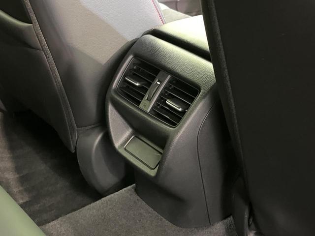 シビック ｅ：ＨＥＶ　衝突軽減装置　禁煙車　純正９インチナビ　ＢＯＳＥサウンド　アダプティブクルーズ　バックカメラ　ＥＴＣ　Ｂｌｕｅｔｏｏｔｈ　フルセグ　ドライブレコーダー　シートヒーター　パワーシート（42枚目）