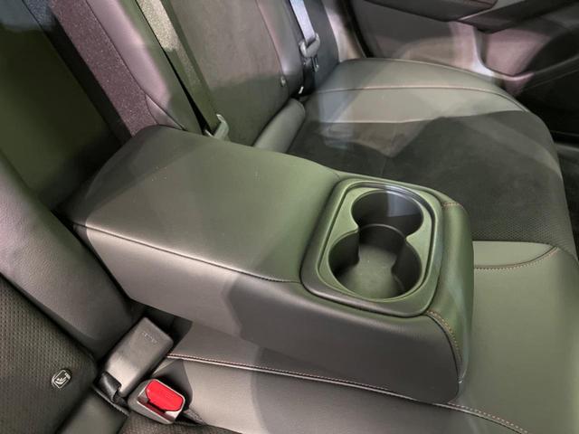 シビック ｅ：ＨＥＶ　衝突軽減装置　禁煙車　純正９インチナビ　ＢＯＳＥサウンド　アダプティブクルーズ　バックカメラ　ＥＴＣ　Ｂｌｕｅｔｏｏｔｈ　フルセグ　ドライブレコーダー　シートヒーター　パワーシート（43枚目）