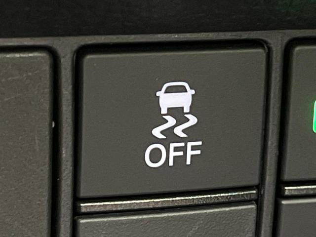 シビック ｅ：ＨＥＶ　衝突軽減装置　禁煙車　純正９インチナビ　ＢＯＳＥサウンド　アダプティブクルーズ　バックカメラ　ＥＴＣ　Ｂｌｕｅｔｏｏｔｈ　フルセグ　ドライブレコーダー　シートヒーター　パワーシート（46枚目）