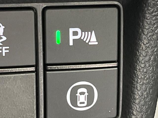 シビック ｅ：ＨＥＶ　衝突軽減装置　禁煙車　純正９インチナビ　ＢＯＳＥサウンド　アダプティブクルーズ　バックカメラ　ＥＴＣ　Ｂｌｕｅｔｏｏｔｈ　フルセグ　ドライブレコーダー　シートヒーター　パワーシート（48枚目）