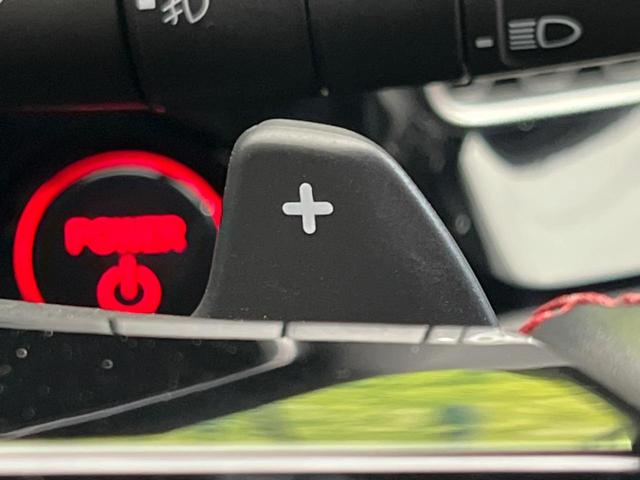 シビック ｅ：ＨＥＶ　衝突軽減装置　禁煙車　純正９インチナビ　ＢＯＳＥサウンド　アダプティブクルーズ　バックカメラ　ＥＴＣ　Ｂｌｕｅｔｏｏｔｈ　フルセグ　ドライブレコーダー　シートヒーター　パワーシート（56枚目）