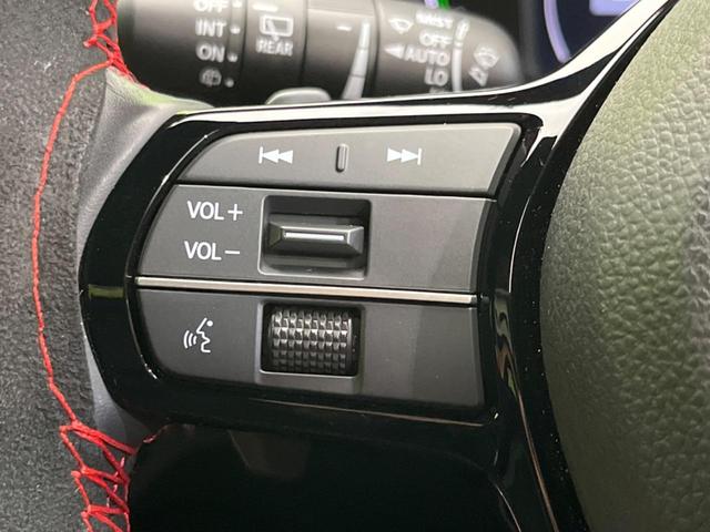 シビック ｅ：ＨＥＶ　衝突軽減装置　禁煙車　純正９インチナビ　ＢＯＳＥサウンド　アダプティブクルーズ　バックカメラ　ＥＴＣ　Ｂｌｕｅｔｏｏｔｈ　フルセグ　ドライブレコーダー　シートヒーター　パワーシート（57枚目）