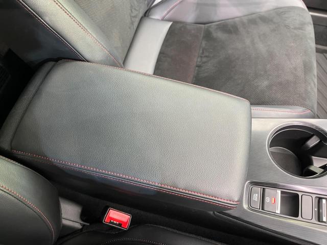 シビック ｅ：ＨＥＶ　衝突軽減装置　禁煙車　純正９インチナビ　ＢＯＳＥサウンド　アダプティブクルーズ　バックカメラ　ＥＴＣ　Ｂｌｕｅｔｏｏｔｈ　フルセグ　ドライブレコーダー　シートヒーター　パワーシート（69枚目）