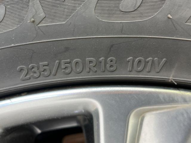 アルファード ２．５Ｓ　タイプゴールドＩＩ　サンルーフ　両側電動スライドドア　純正ナビ　フリップダウンモニター　バックカメラ　衝突軽減装置　レーダークルーズコントロール　禁煙車　パワーバックドア　ハーフレザーシート　ドライブレコーダー（25枚目）