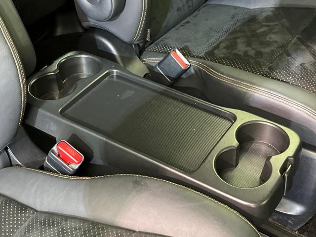 アルファード ２．５Ｓ　タイプゴールドＩＩ　サンルーフ　両側電動スライドドア　純正ナビ　フリップダウンモニター　バックカメラ　衝突軽減装置　レーダークルーズコントロール　禁煙車　パワーバックドア　ハーフレザーシート　ドライブレコーダー（45枚目）