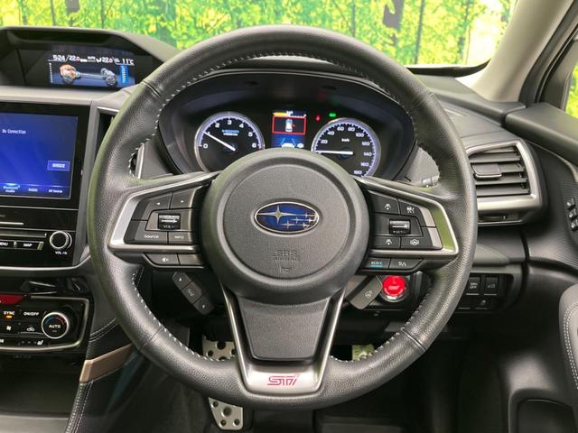 フォレスター アドバンス　４ＷＤ　サンルーフ　衝突軽減装置　レーダークルーズ　純正ＳＤナビ　バックカメラ　禁煙車　レザーシート　全席シートヒーター　クリアランスソナー　ＥＴＣ　Ｂｌｕｅｔｏｏｔｈ再生　ＣＤ／ＤＶＤ再生（11枚目）
