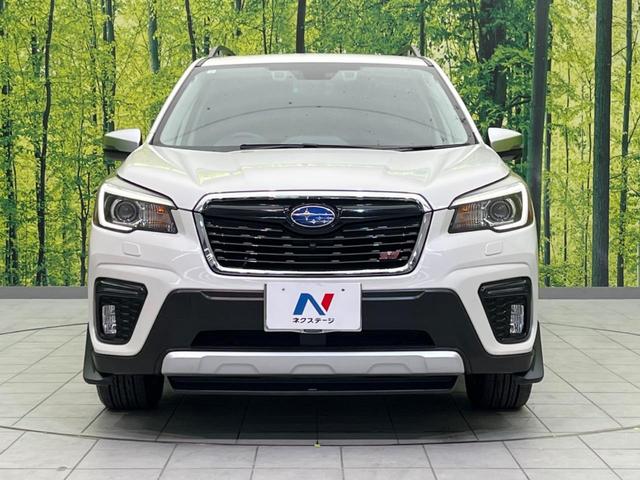 フォレスター アドバンス　４ＷＤ　サンルーフ　衝突軽減装置　レーダークルーズ　純正ＳＤナビ　バックカメラ　禁煙車　レザーシート　全席シートヒーター　クリアランスソナー　ＥＴＣ　Ｂｌｕｅｔｏｏｔｈ再生　ＣＤ／ＤＶＤ再生（14枚目）