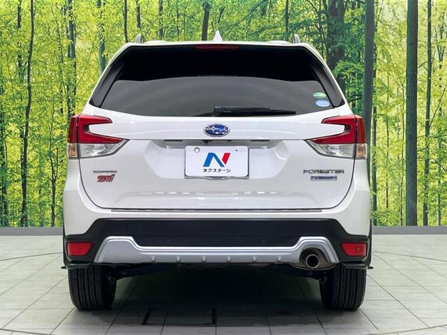 フォレスター アドバンス　４ＷＤ　サンルーフ　衝突軽減装置　レーダークルーズ　純正ＳＤナビ　バックカメラ　禁煙車　レザーシート　全席シートヒーター　クリアランスソナー　ＥＴＣ　Ｂｌｕｅｔｏｏｔｈ再生　ＣＤ／ＤＶＤ再生（15枚目）