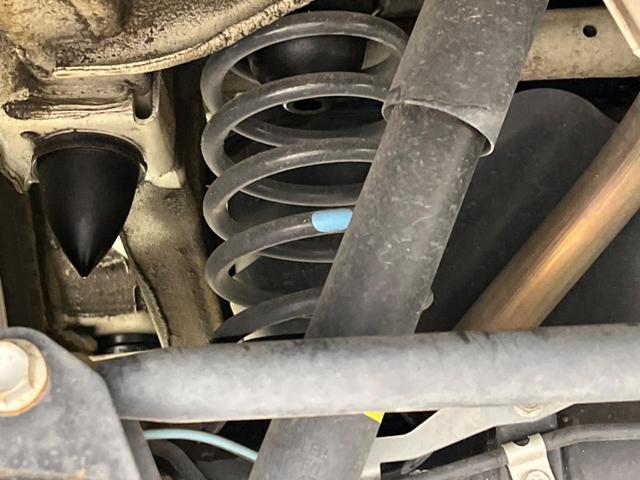 ジムニー ＸＣ　ターボ　衝突軽減装置　禁煙車　純正８型ナビ　バックカメラ　ＥＴＣ　Ｂｌｕｅｔｏｏｔｈ　　フルセグ　ドライブレコーダー　スマートキー　シートヒーター　ＬＥＤヘッドライト　レーンキープ（20枚目）