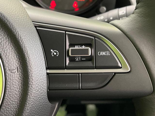 【クルーズコントロール】高速道路もラクラク走行。アクセルを離しても一定速度で走行ができ、長距離運転時の負担を軽減！加速・減速も簡単なスイッチ操作で調整できます。